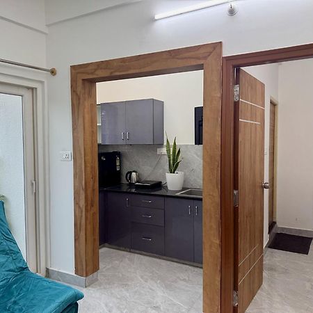 Truelife Whitefield - Premium 1 Bhk Apartments - Prime Location - Easy Access To Main Rd - Metro - Itpl - Fast Wifi - Kitchen - Smart Tv - Power Backup - Park - Garden Views Bangalore Luaran gambar